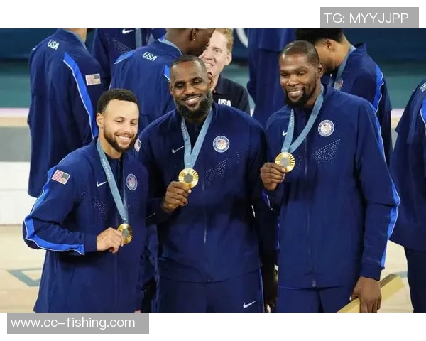 无詹杜库时代来临全明星首发投票引发东亚华文热议